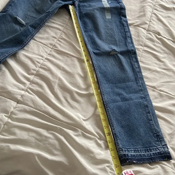 NWT Gap Mid-Rise Side Vent Hem Distressed 90s Loose Straight Leg Jeans - Picture 13 of 14